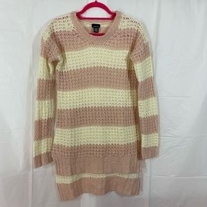 RUE 21 Size Small sweater dress